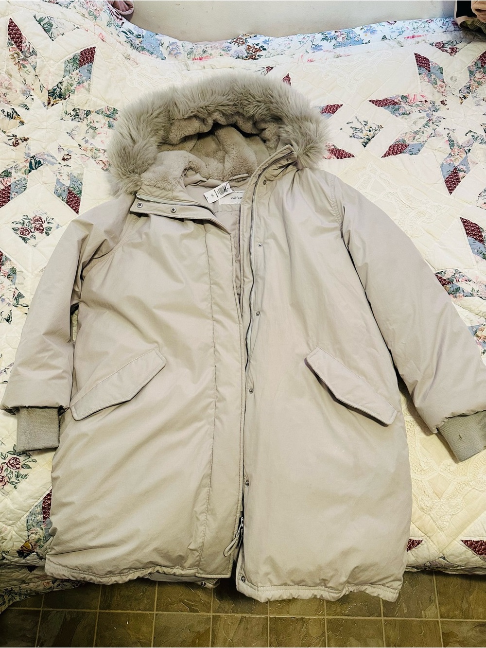Wilfred Aritzia Mont Down Filled Winter Insulated Blanc Parka Jacket Comet L - Picture 15 of 16